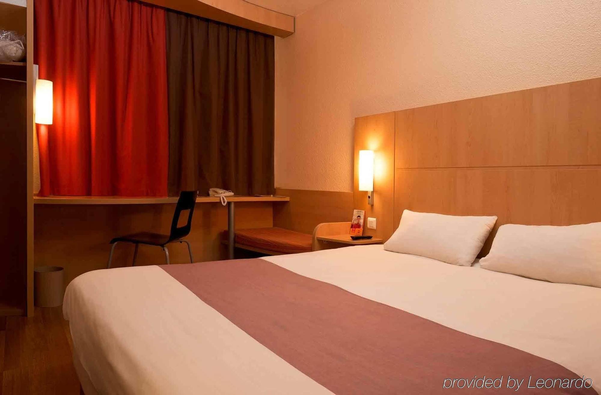 Ibis Vannes Kültér fotó